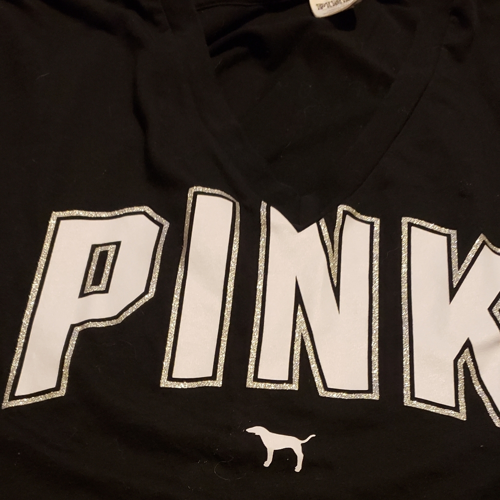 Black Pink logo tee